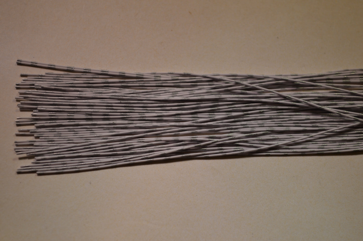 Fine Reptile Living Rubber White with Silver Print-B-05 White Lightning