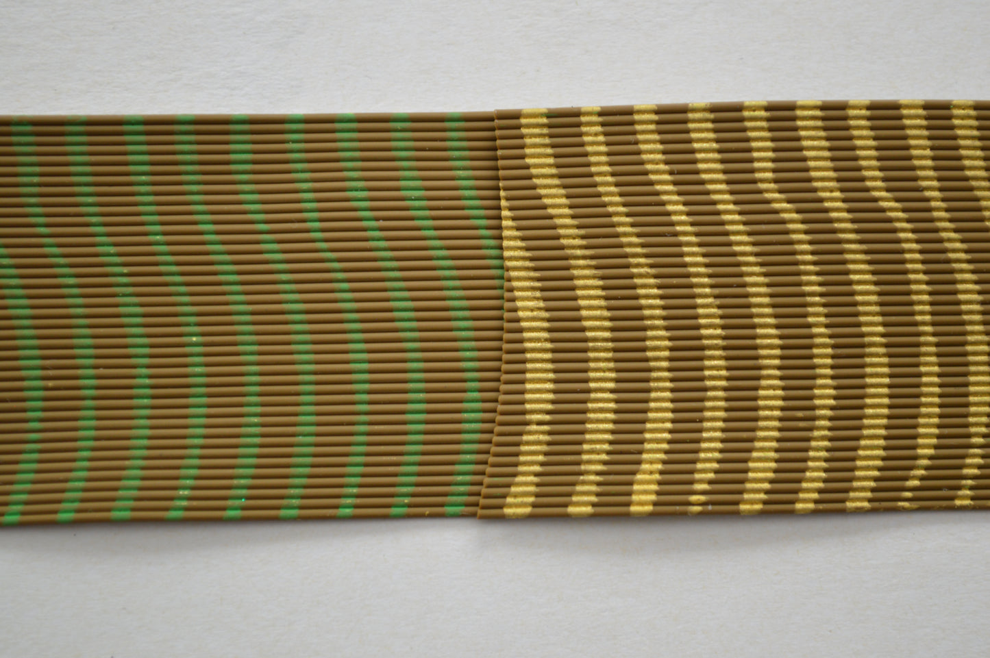 Medium Reptile Living Rubber Pumpkin with Lime on 1 side and Gold on 1 side-K-04-07 Citrus Craw