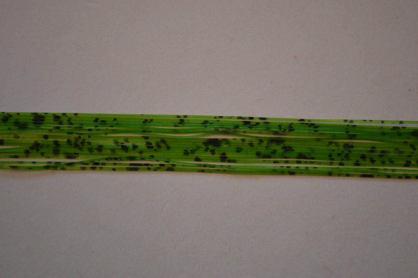 Fine Cut Nature's Edge Emerald Green-FNE6