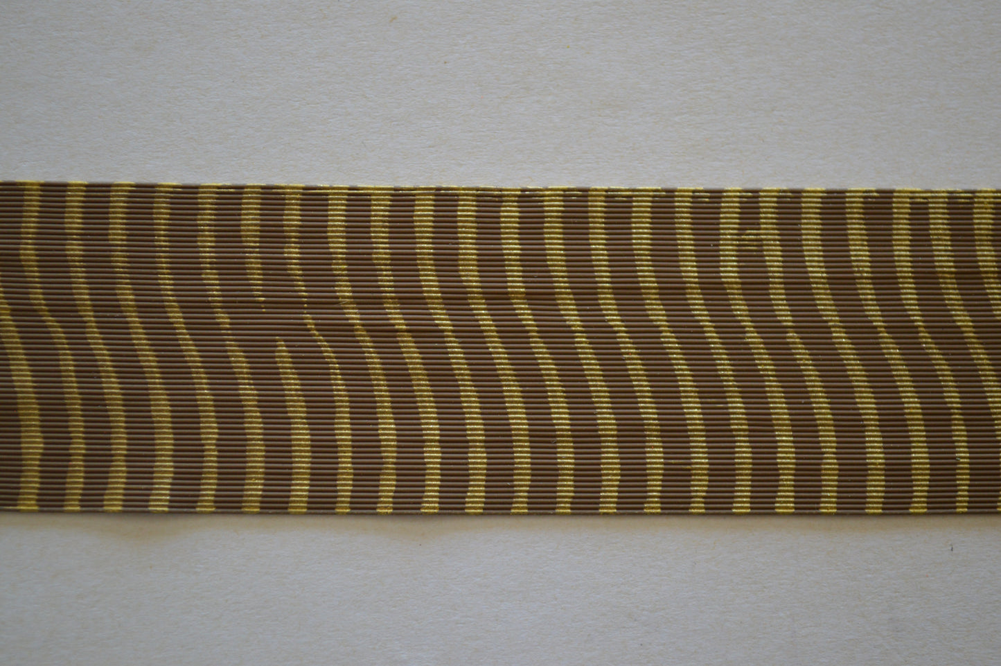 Fine Reptile Living Rubber Pumpkin with Gold Print-K-07 Old Money Craw