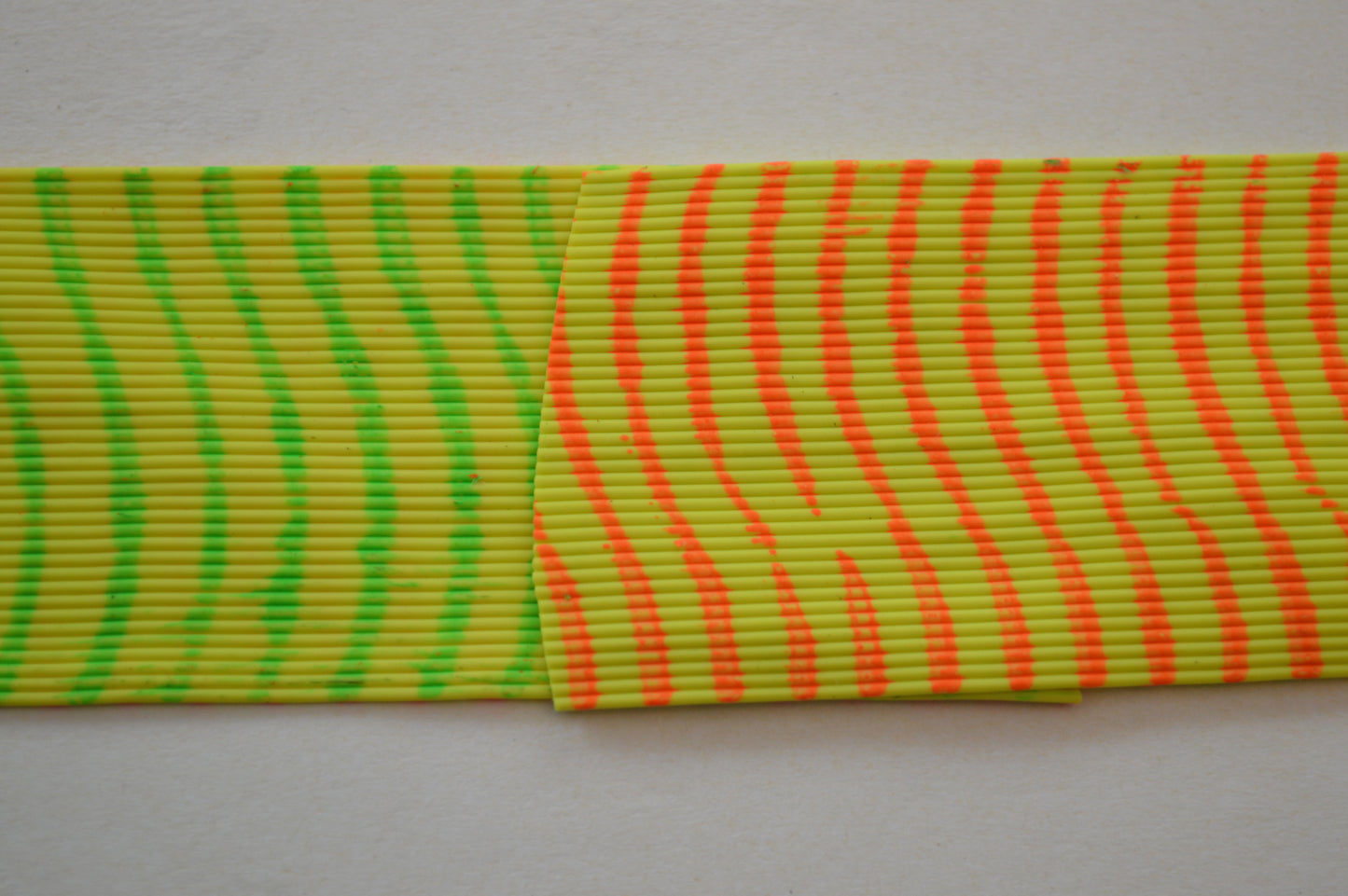 Medium Reptile Living Rubber Chartreuse with Orange on 1 side and Lime on 1 side-C-02-04