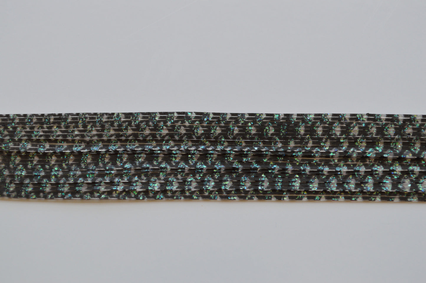 Fish Scale Smoke with Green Crystal and Black silicon skirting-FS5