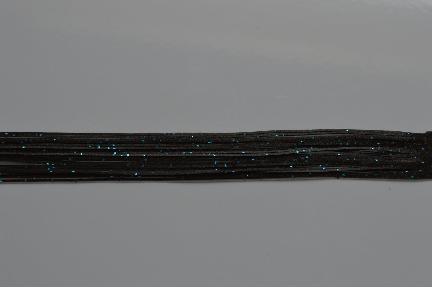 Fine Cut Black with Blue flake Fine Cut silicon skirting-F21