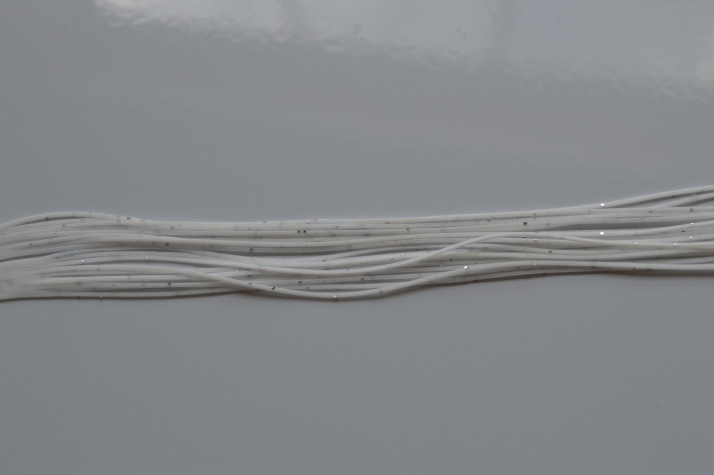 Fine Cut White with Silver flake Fine Cut silicon-F28