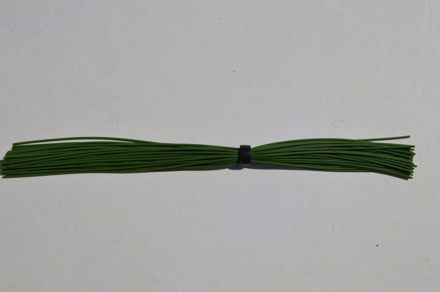 Avocado Green Medium Grade Banded Living Rubber-LR6